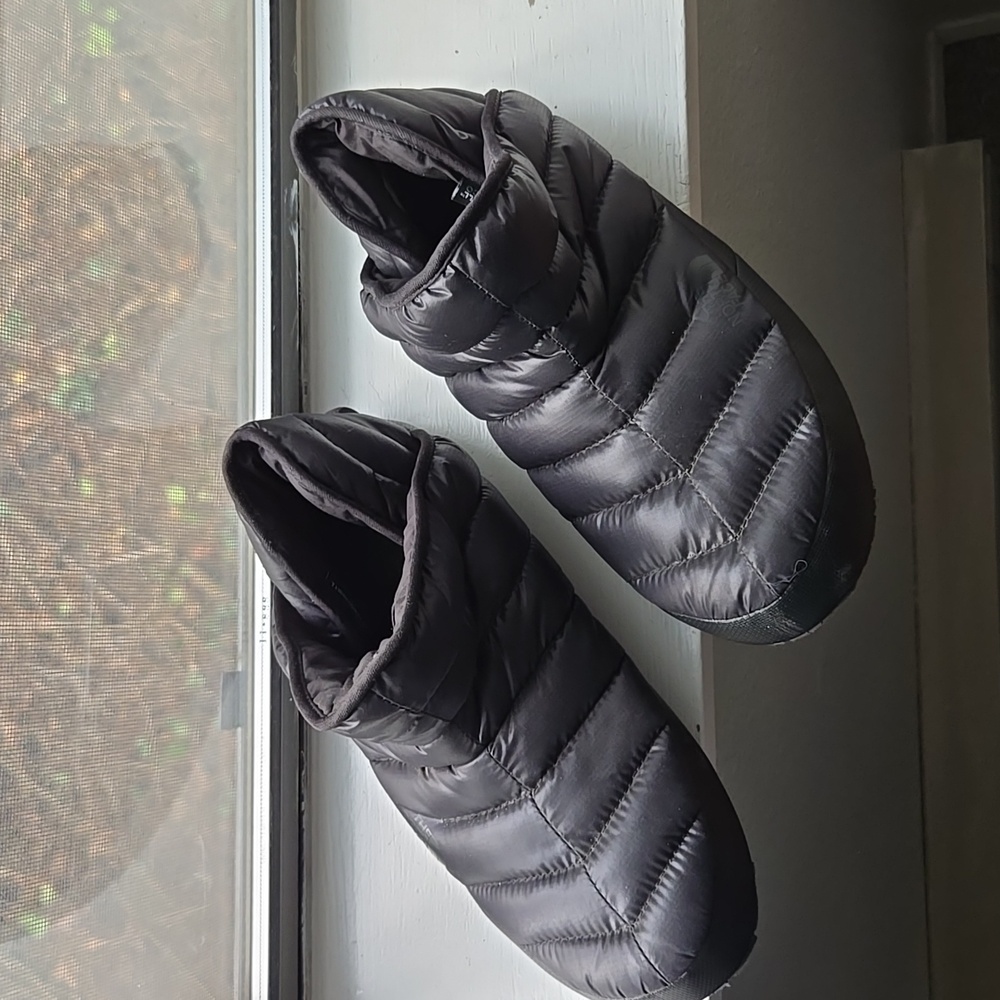 Women’s THERMOBALL™ Traction Booties Size 9